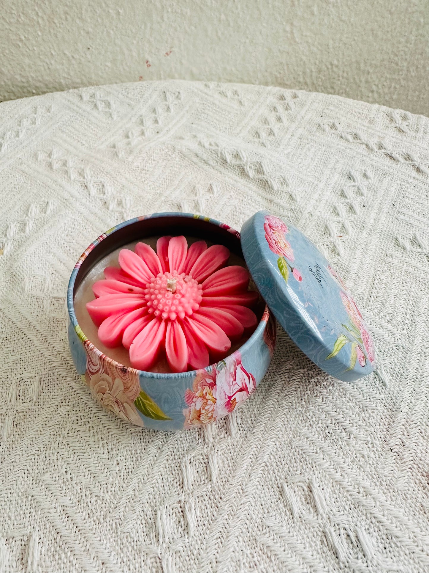 Flower Tin Candle